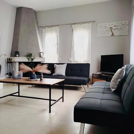 Nikos House Central Apartments By Delta Hospitality Ofrínion