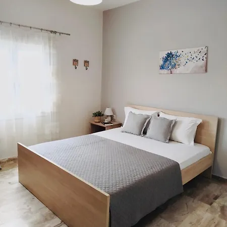Apartamento Nikos House Family Retreat With Large Terrace By Delta Hospitality